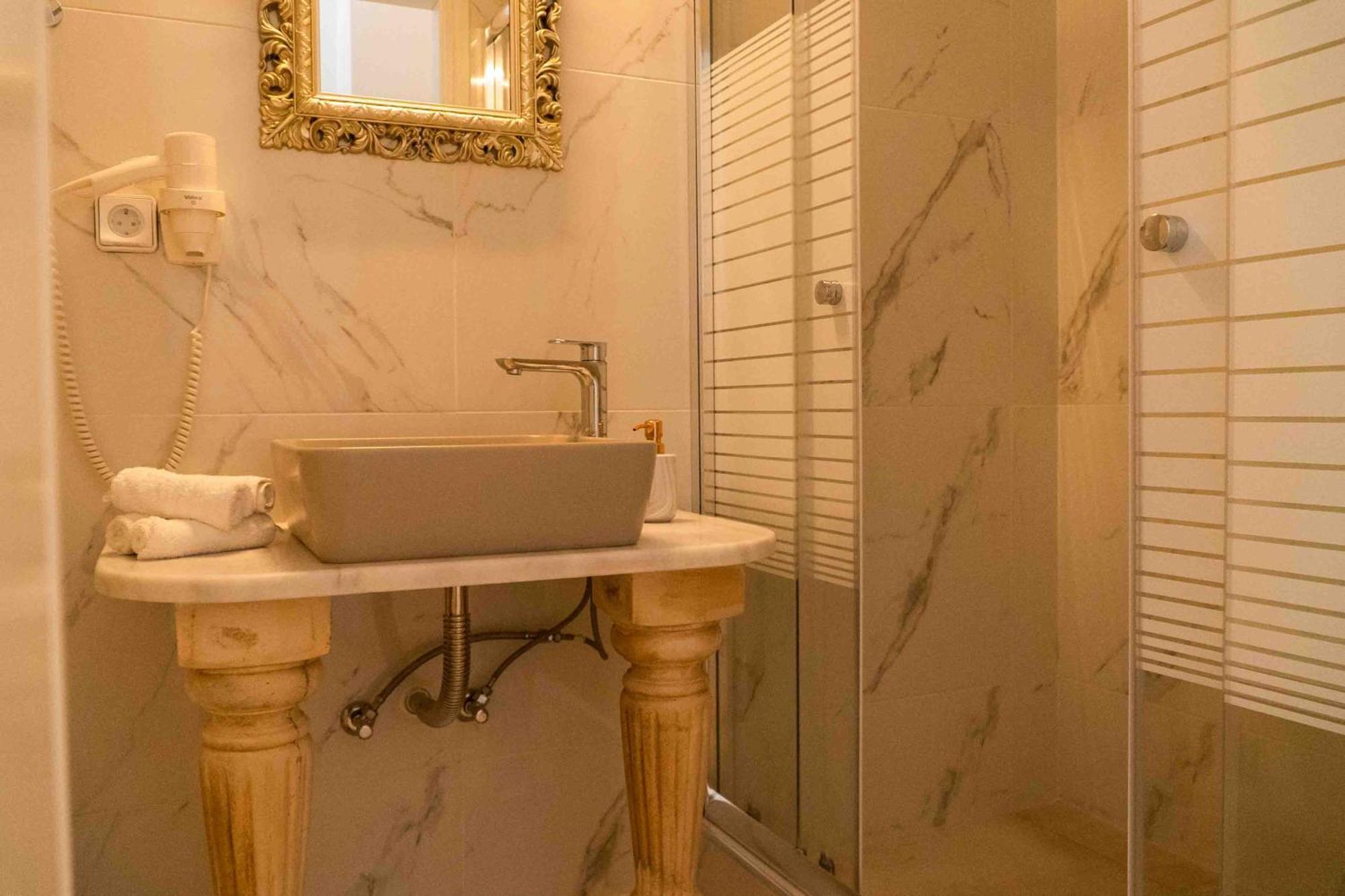 Heliades Apartamento *