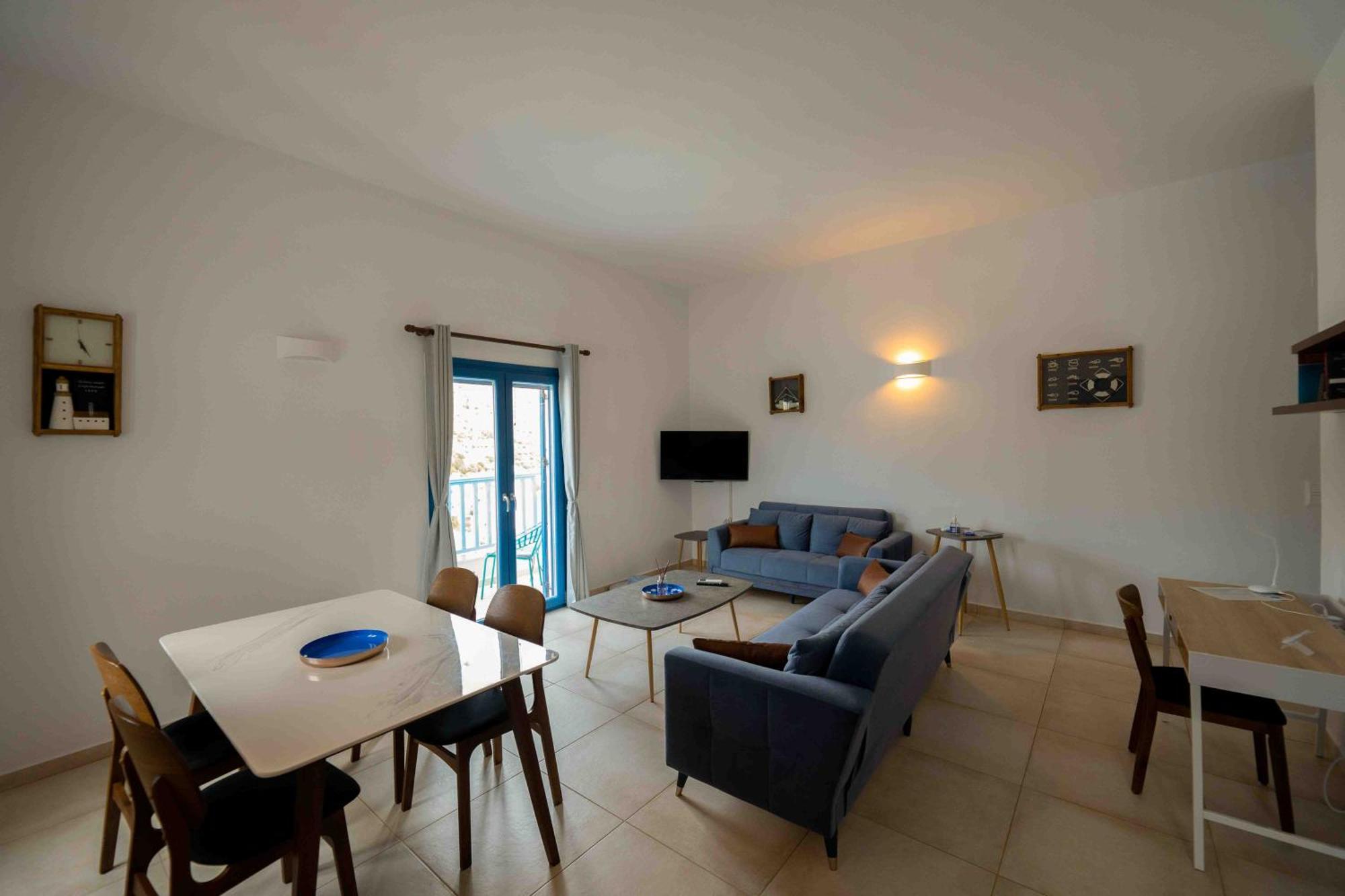 Apartment Heliades *