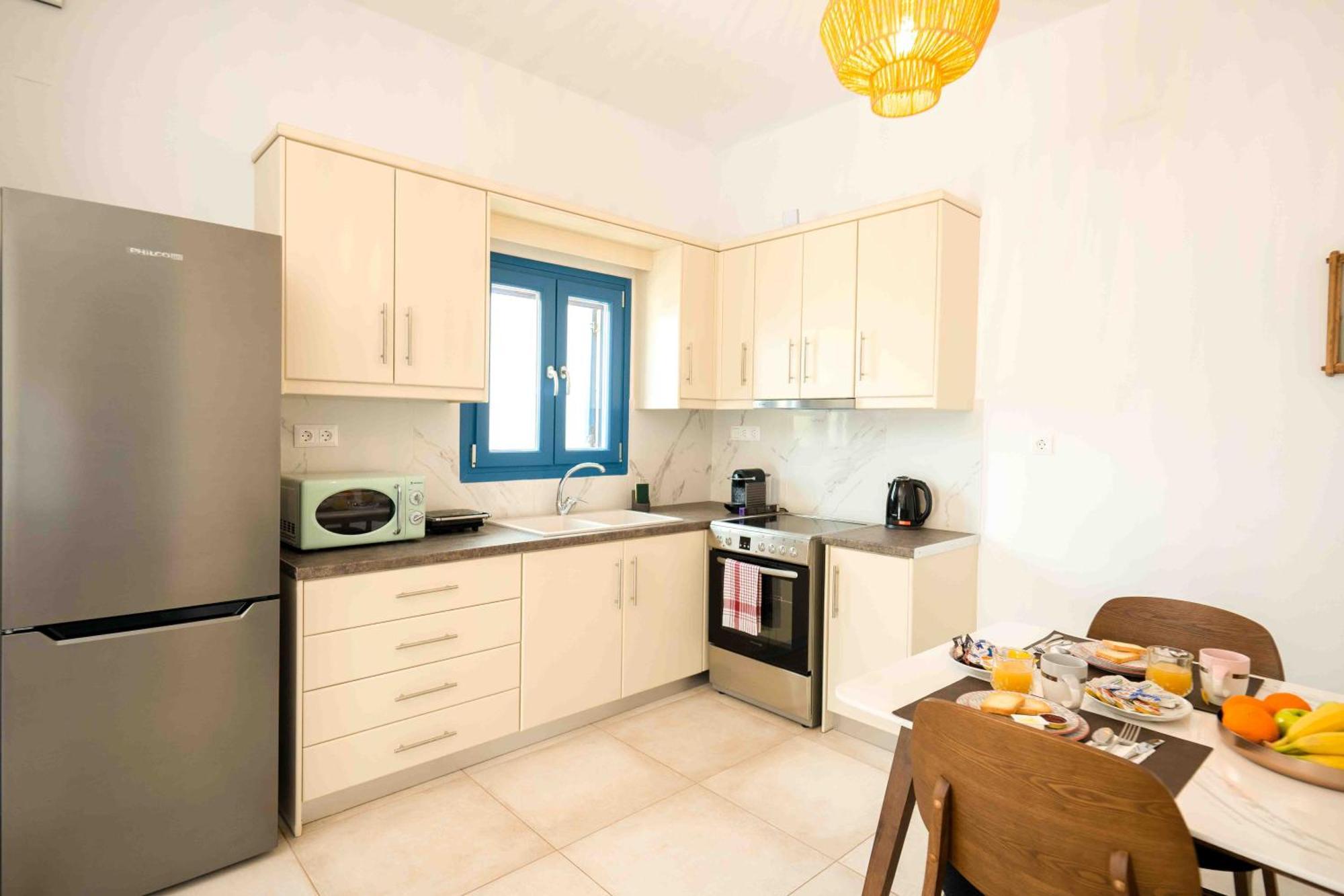 Heliades Apartment